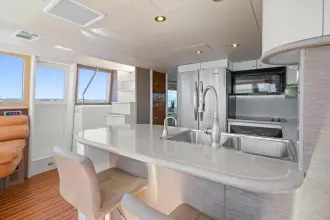 Thumbnail von Lazzara Yachts 76 Motorjacht