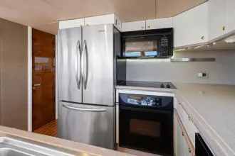 Thumbnail von Lazzara Yachts 76 Motorjacht