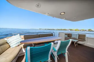 Thumbnail von Lazzara Yachts 76 Motorjacht