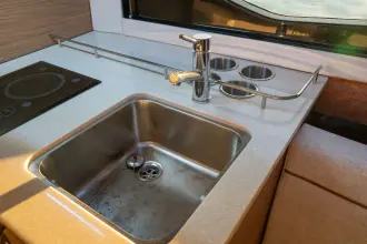 Thumbnail von Boston Whaler 365 Conquest