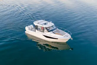 Thumbnail von Boston Whaler 365 Conquest