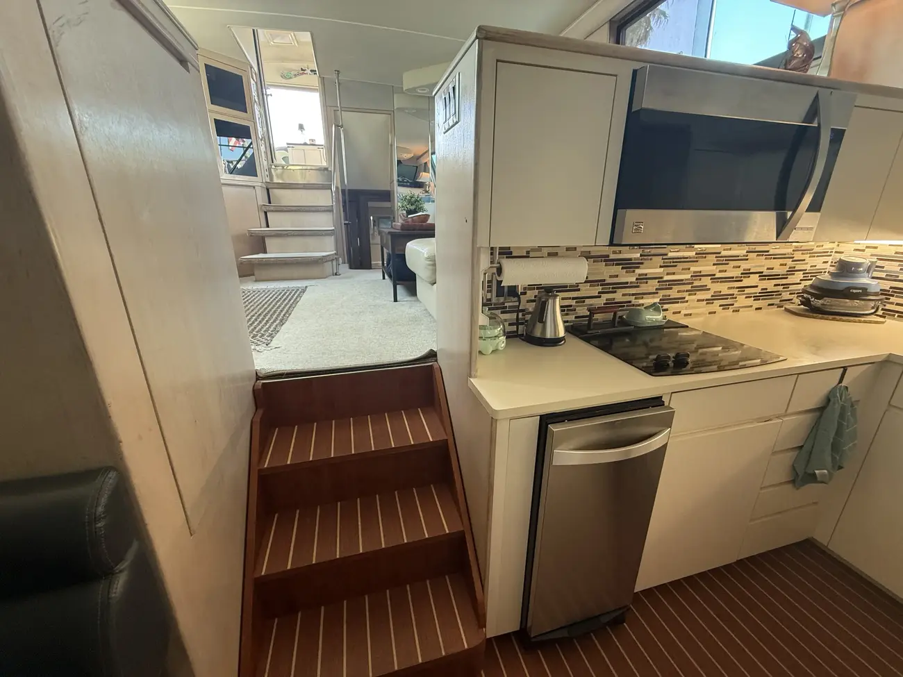 Thumbnail von Hatteras 52 Dönüşümlü