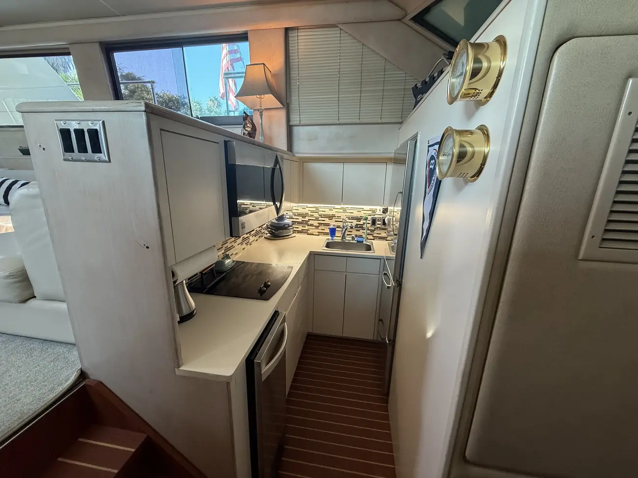 Thumbnail von Hatteras 52 Dönüşümlü