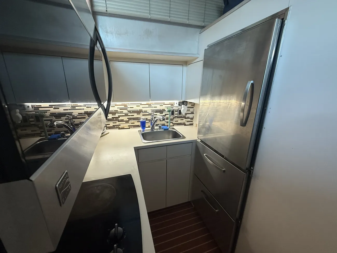 Thumbnail von Hatteras 52 Dönüşümlü