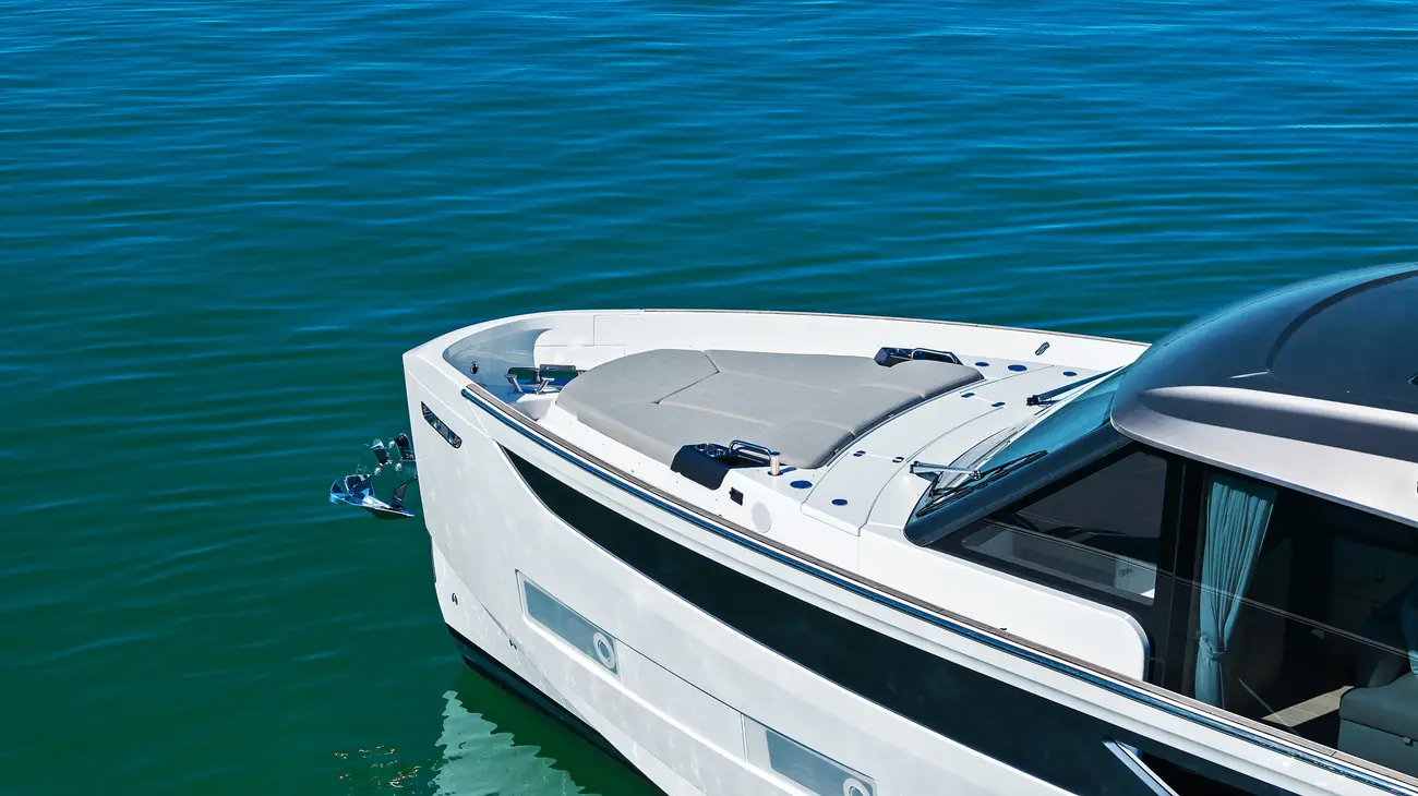 Thumbnail von Azimut Seadeck 6