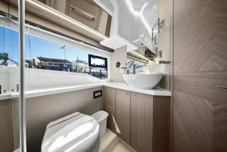 Thumbnail von Galeon 400 FLY