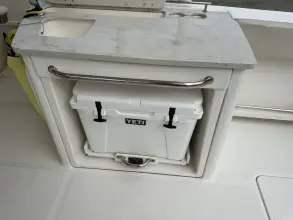 Thumbnail von Boston Whaler 270 Vantage