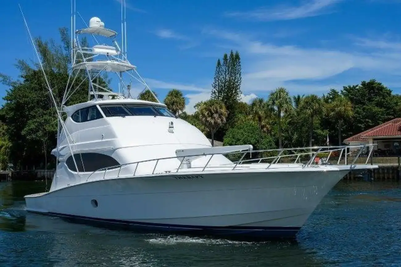 Thumbnail von Hatteras 68 Convertible