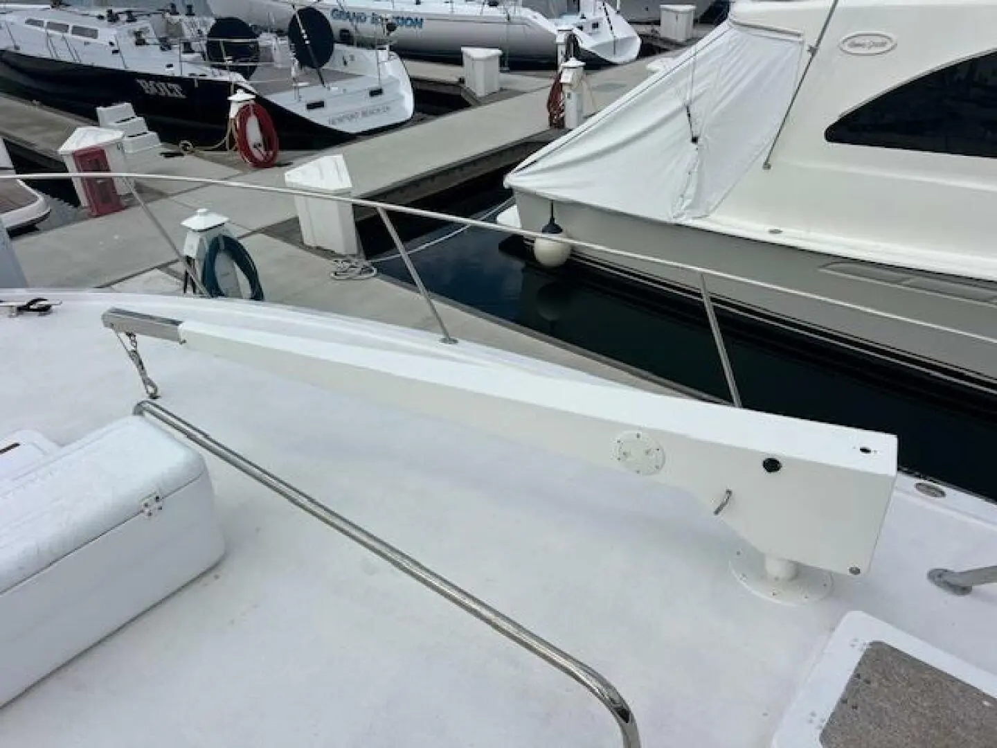 Thumbnail von Hatteras 52 Convertible Soiree