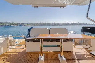 Thumbnail von Bavaria Virtess 420 Fly