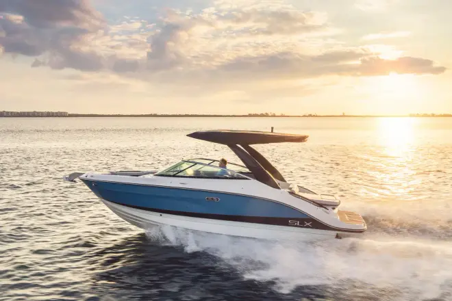 Sea Ray SLX 260 