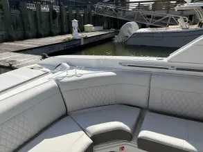 Thumbnail von Sea Ray SLX 350 z silnikiem zewnętrznym