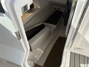 Thumbnail von Sea Ray SLX 350 z silnikiem zewnętrznym