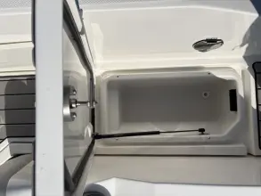 Thumbnail von Sea Ray SLX 350 z silnikiem zewnętrznym