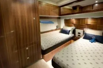 Thumbnail von Riviera 6000 Sport Yacht Six Pack