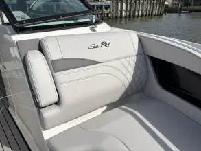 Thumbnail von Sea Ray SLX 280 с внешним двигателем