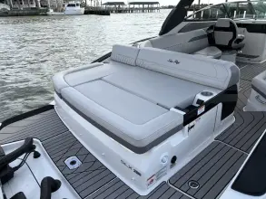 Thumbnail von Sea Ray SLX 280 с внешним двигателем