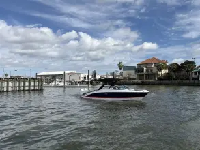 Thumbnail von Sea Ray SLX 280 с внешним двигателем