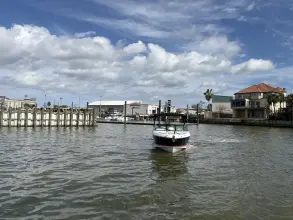 Thumbnail von Sea Ray SLX 280 с внешним двигателем