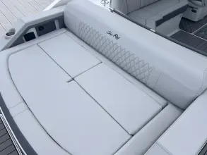 Thumbnail von Sea Ray SLX 310 Hors-bord