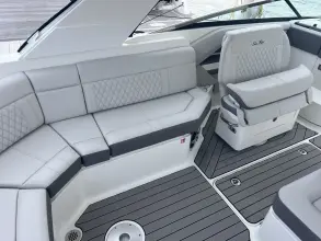 Thumbnail von Sea Ray SLX 310 Hors-bord