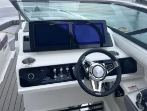 Thumbnail von Sea Ray SLX 310 Hors-bord