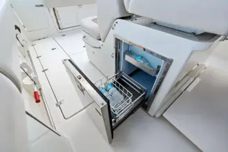 Thumbnail von Boston Whaler 330 Outrage