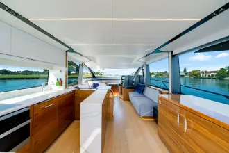 Thumbnail von Sunseeker 65 Sport Yacht