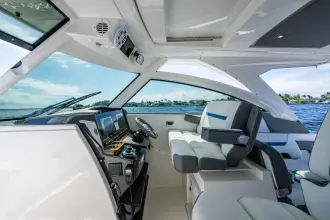 Thumbnail von Tiara Yachts 34LX NEVER SAY NEVER
