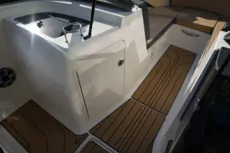 Thumbnail von Sea Ray SPX 210