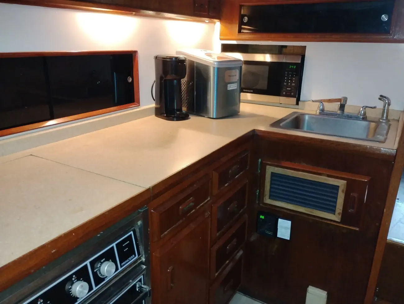 Thumbnail von Bertram 46