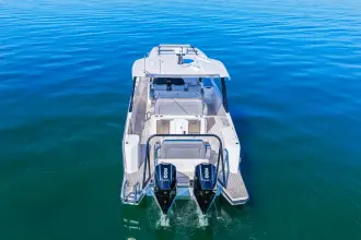 Thumbnail von Cruisers Yachts 38 VTR