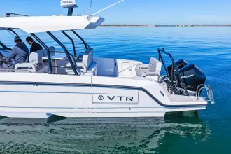 Thumbnail von Cruisers Yachts 38 VTR