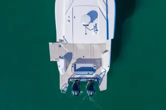 Thumbnail von Cruisers Yachts 38 VTR