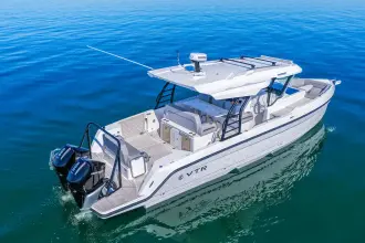 Thumbnail von Cruisers Yachts 38 VTR