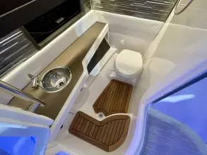 Thumbnail von Sea Ray SLX 310 Außenborder