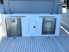 Thumbnail von Cruisers Yachts 38 VTR