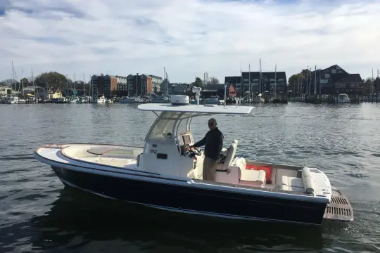Hunt Yachts Surfhunter 25 Messing About
