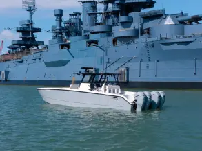 Thumbnail von Unbesiegbarer 37 Katamaran