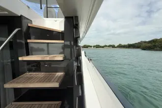 Thumbnail von Azimut 60 9994799