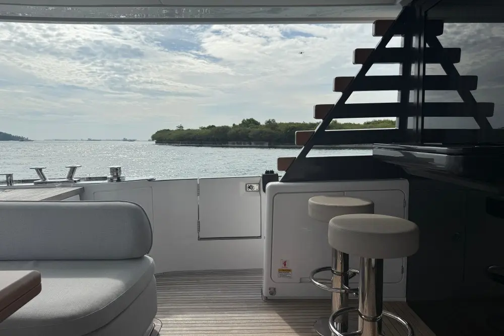 Thumbnail von Azimut 60 9994799