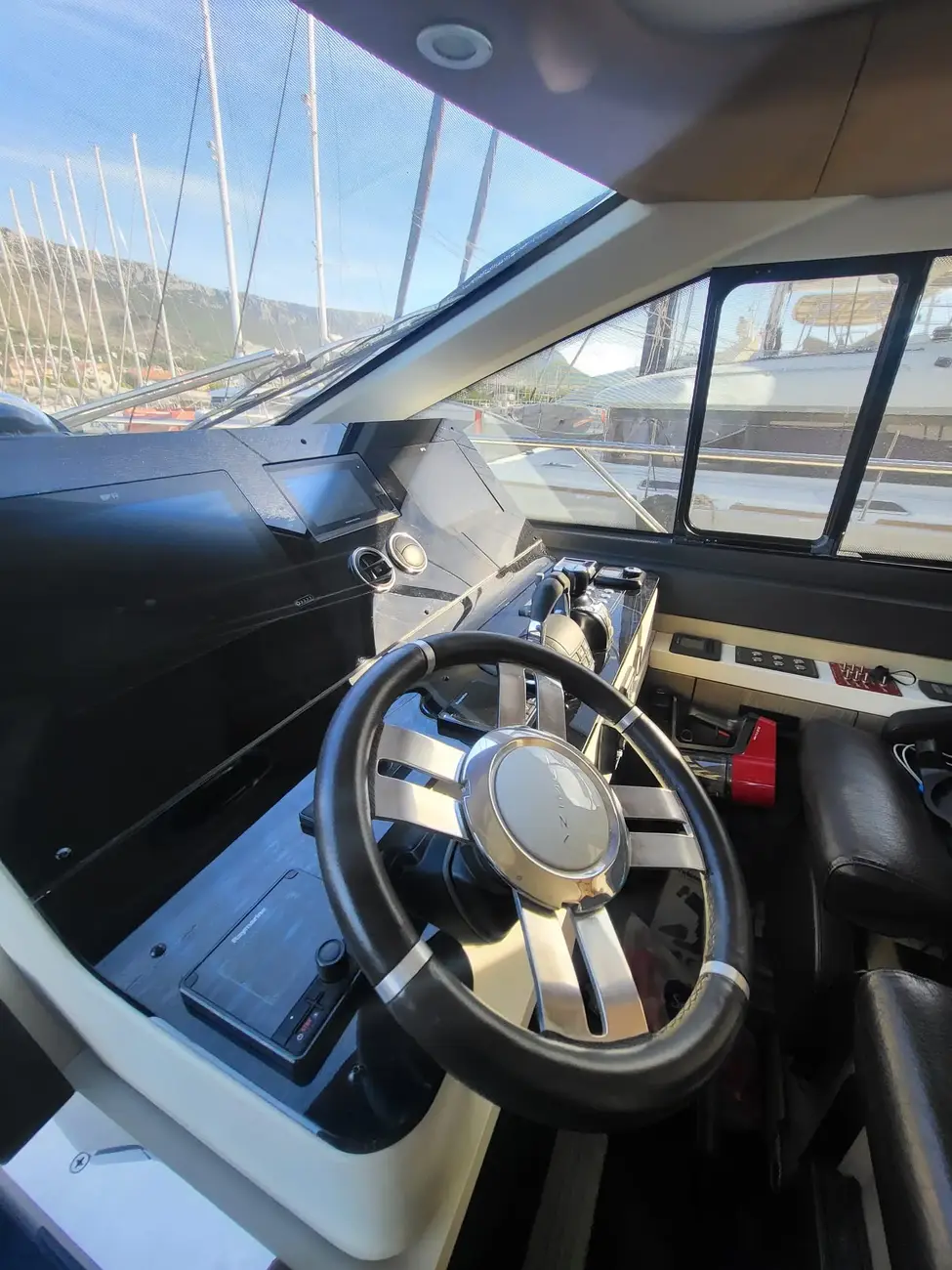 Thumbnail von Azimut 60