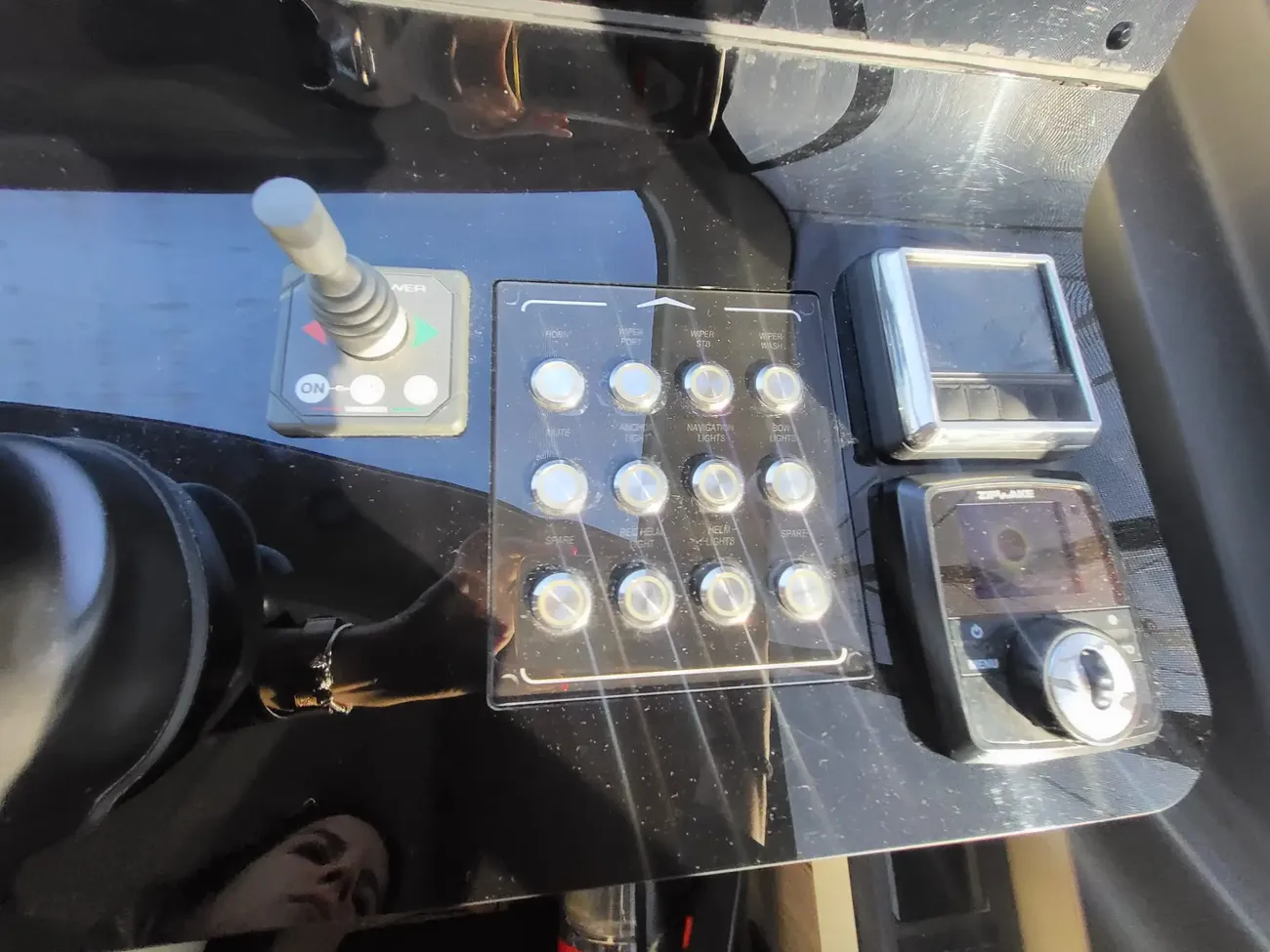 Thumbnail von Azimut 60