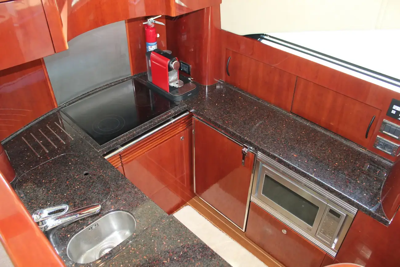 Thumbnail von Fairline Squadron 58 M/Y ONEIRO