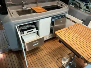 Thumbnail von Invictus GT320