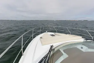 Thumbnail von Cruisers Yachts 42 Cantius