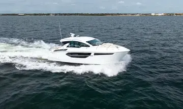 Thumbnail von Cruisers Yachts 42 Cantius