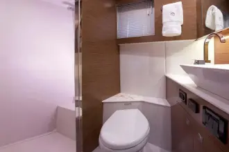 Thumbnail von Cruisers Yachts 42 Cantius