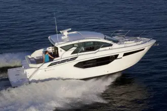 Thumbnail von Cruisers Yachts 42 Cantius