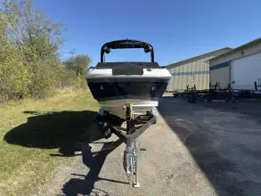 Thumbnail von Sea Ray SDX 250